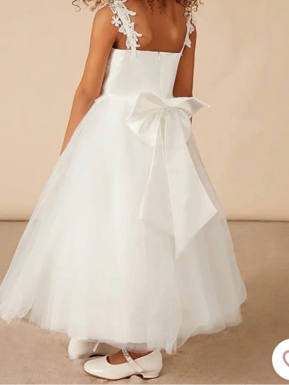 Azazie Ellison NWT Diamond White Lace Tulle Flower Girl Dress Size 6